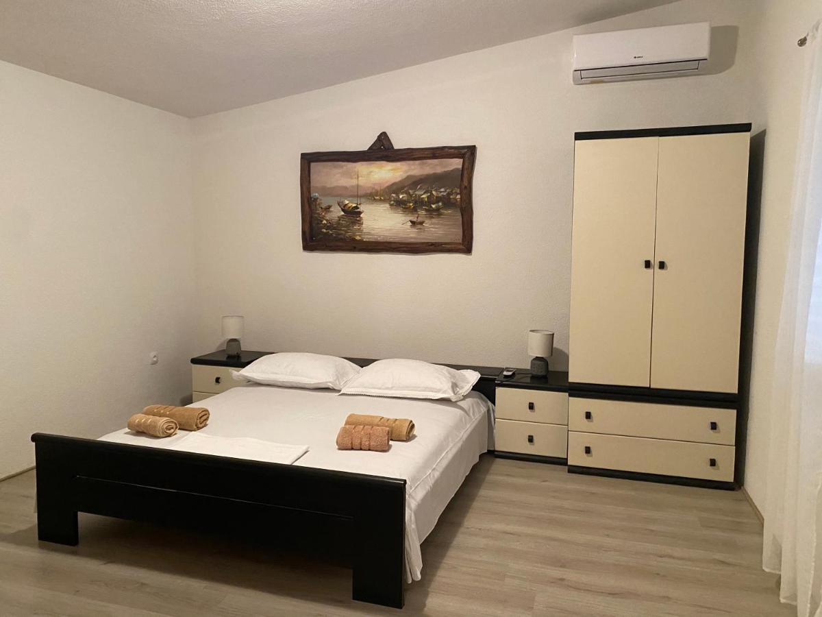 Summer Breeze Baška Voda Екстериор снимка